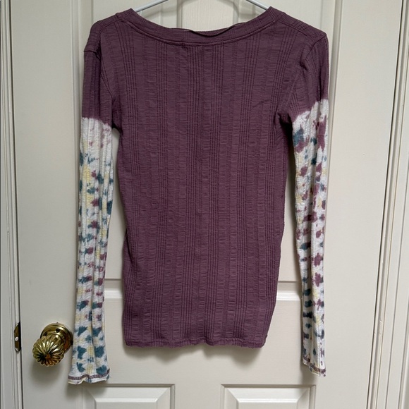 We The Free sz S Big Sur Ribbed Long sleeve top contrast tie dye raw hem - Picture 5 of 10